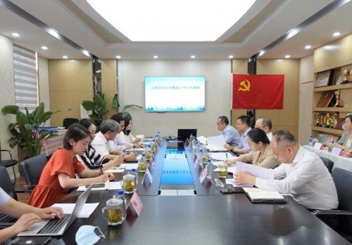 刘轶昆担任党支部书记