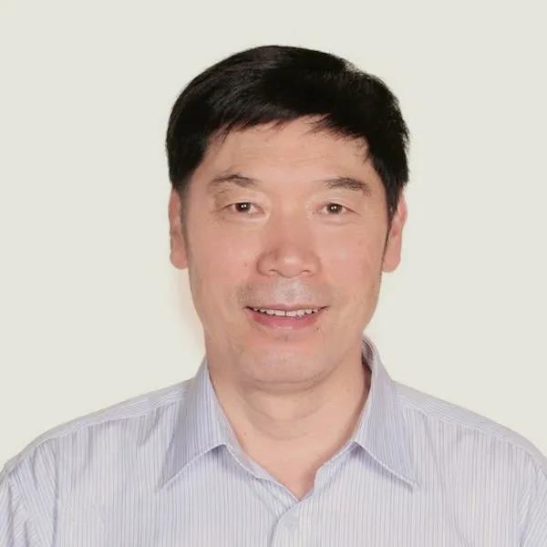既有优秀的教书先生言传身教